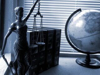 Решение квалификационной комиссии о присвоении претенденту статуса адвоката